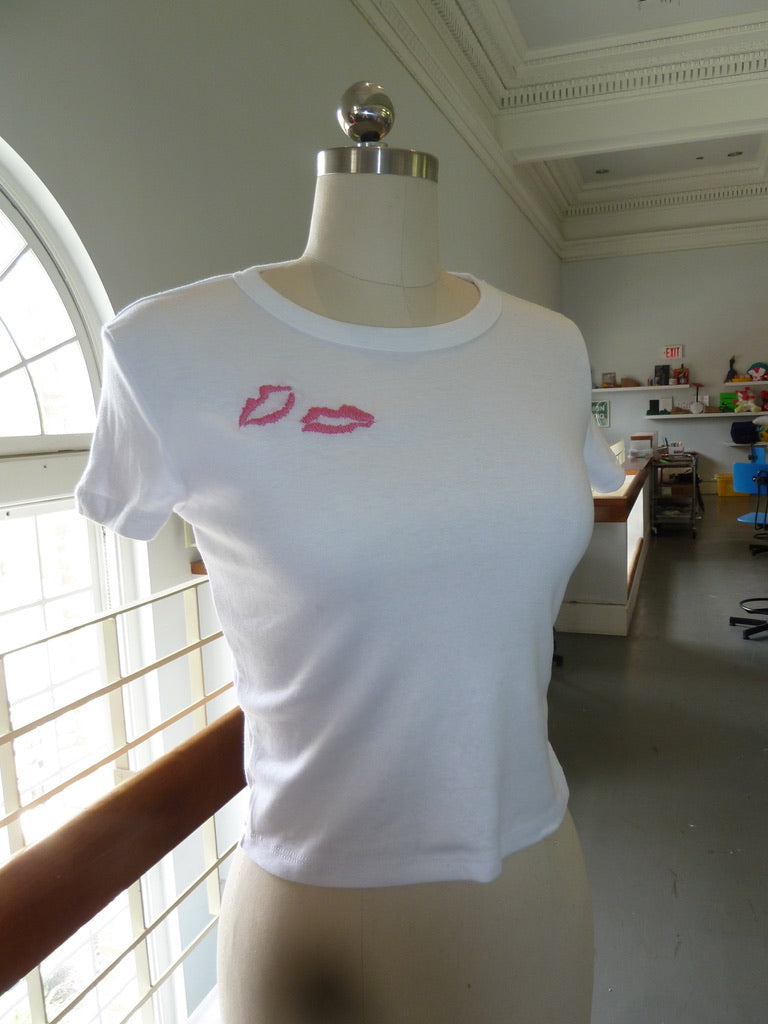 Bisou, xxx Tee